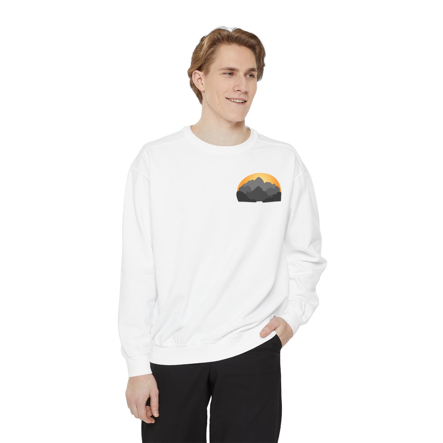 Sunset Mountain Pocket Design Sweatshirt