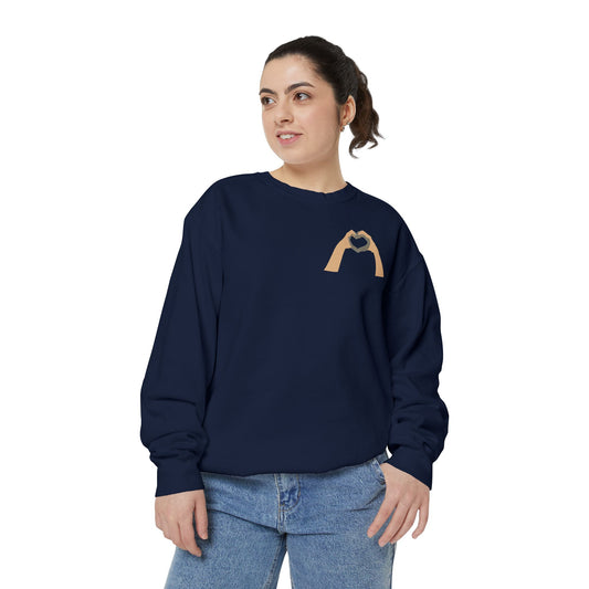 Clay Heart Hands 03 - Pocket Design Sweatshirt