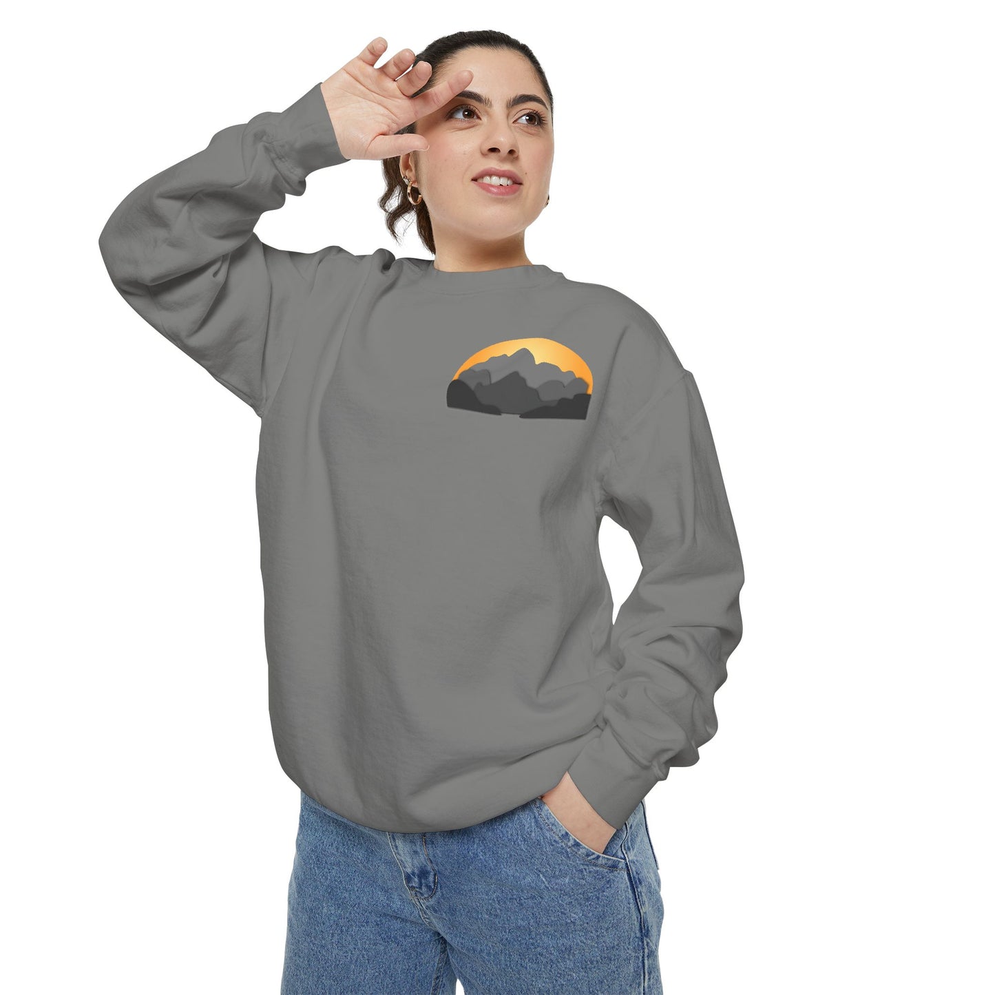 Sunset Mountain Pocket Design Sweatshirt